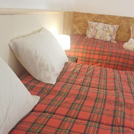 Home Hostel Катания Экстерьер фото